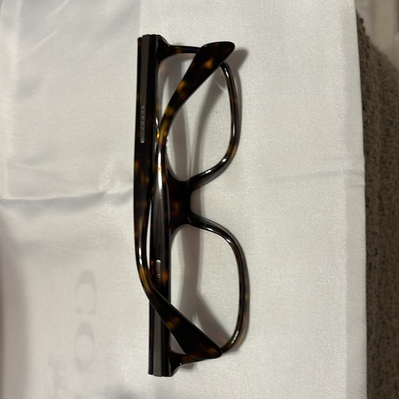 New with the case PRADA eyeglasses frame - Picture 2 of 3
